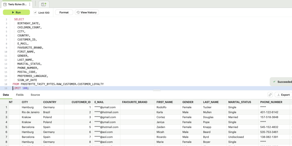 Example query for Data Governance Features in Mode Analytics.